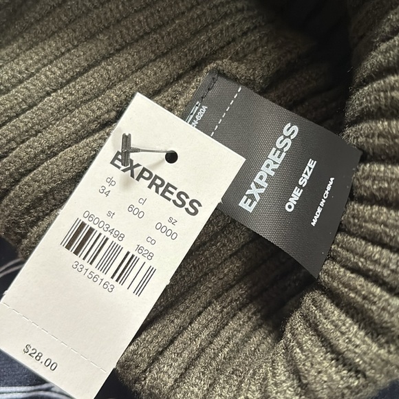 Express Beanie - Picture 2 of 2